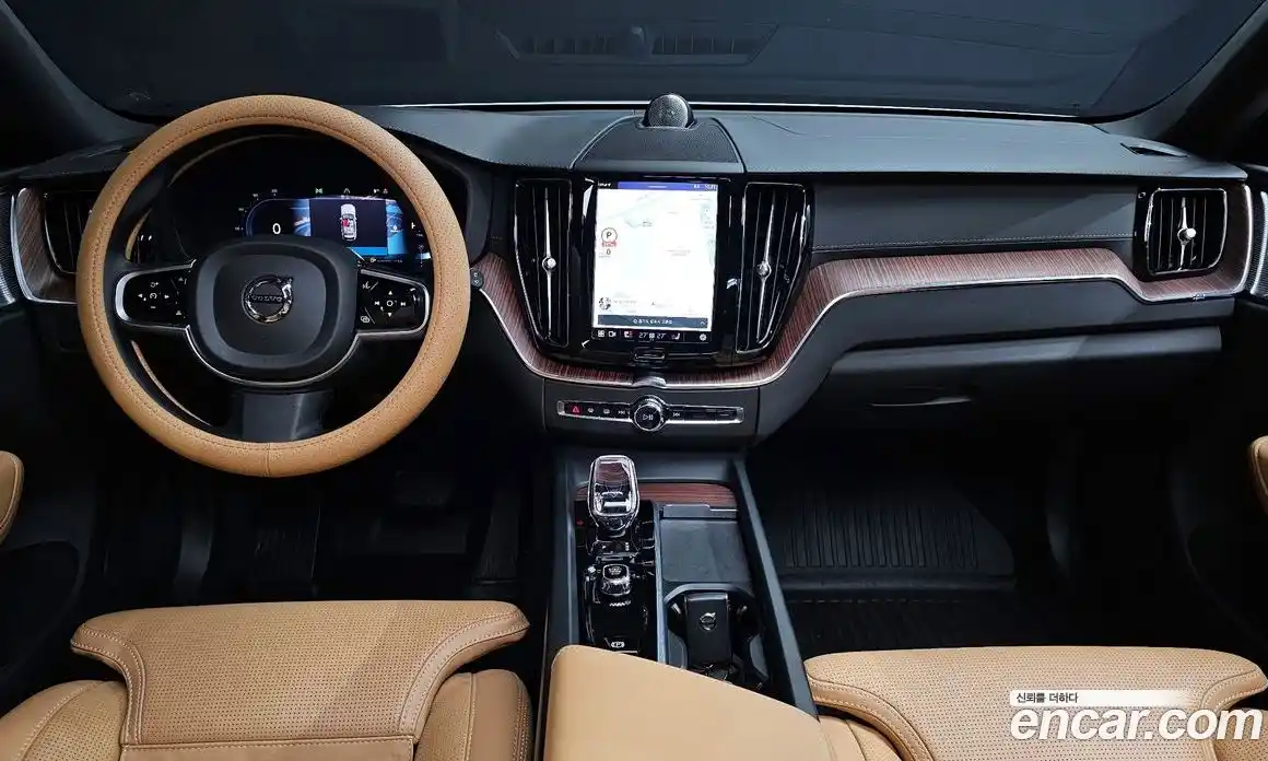 Volvo XC60 2023 2.0 гидро в Москве № 626210, фото 7