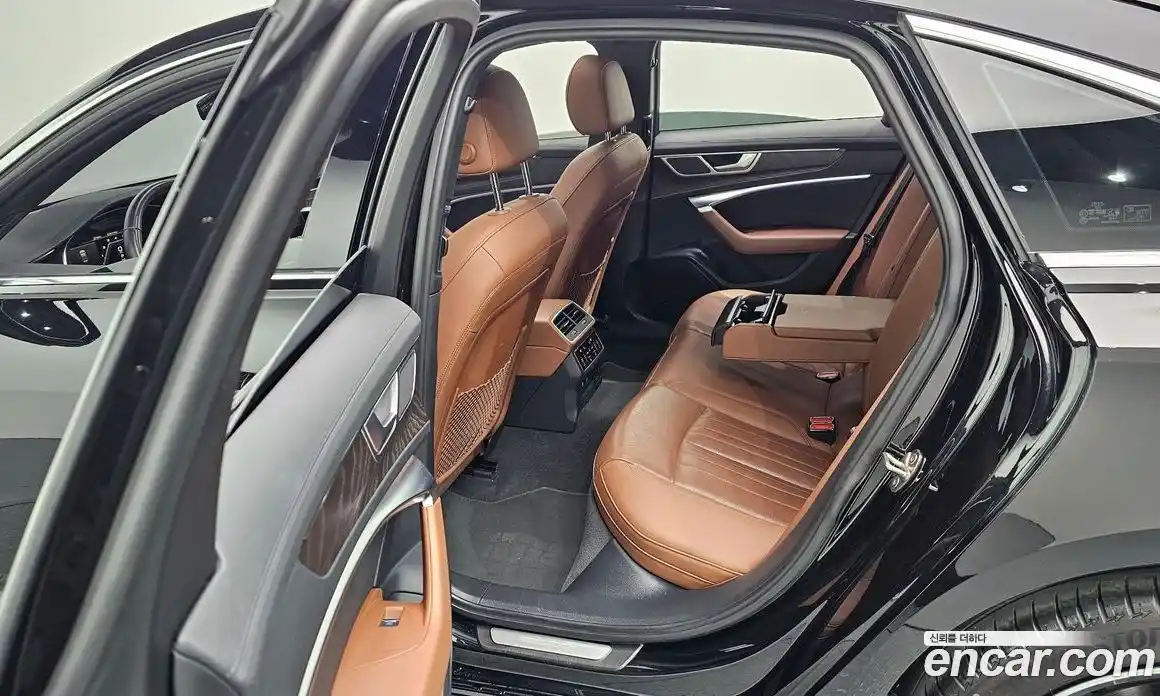 Audi A6 2023 2.0 гидро в Москве, фото 12