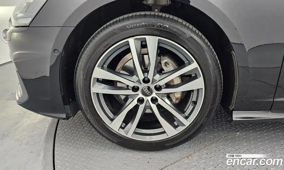 Audi A6 2023 2.0 гидро в Москве, фото 5
