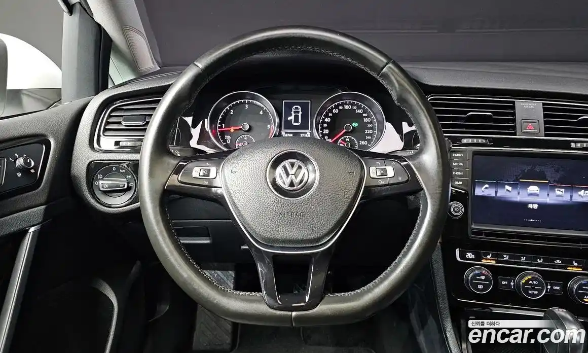 Volkswagen Golf 2014 2.0 гидро в Москве № 750054, фото 13