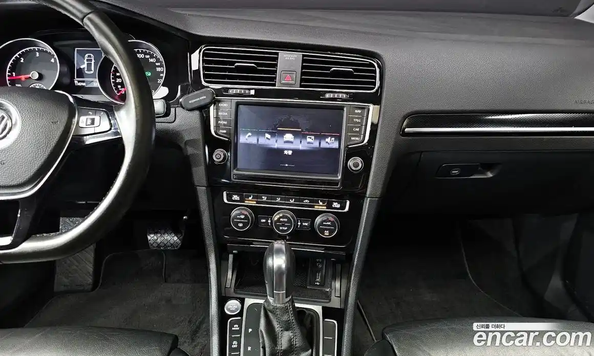 Volkswagen Golf 2014 2.0 гидро в Москве № 750054, фото 15