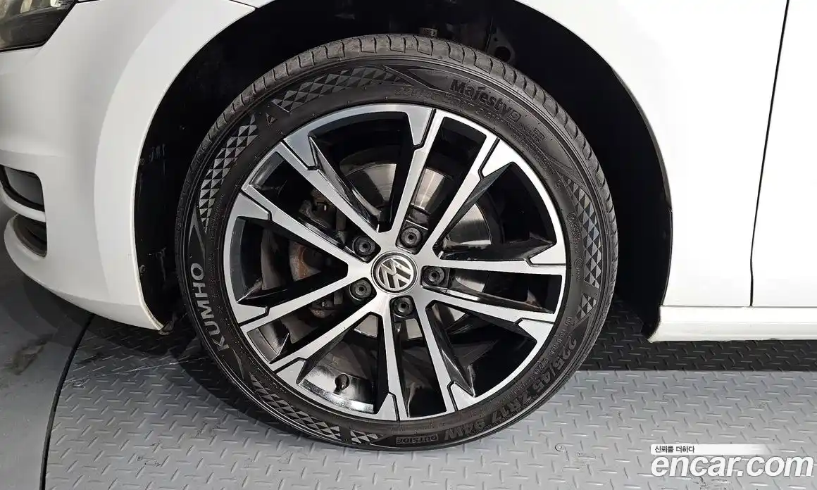 Volkswagen Golf 2014 2.0 гидро в Москве № 750054, фото 5