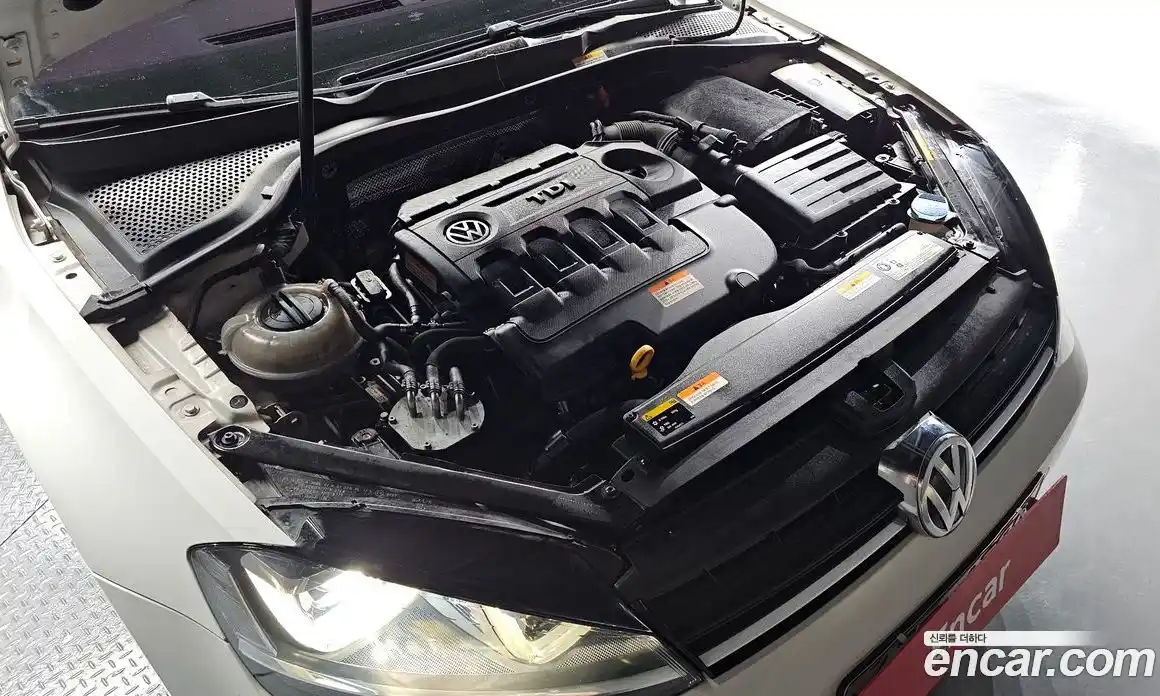 Volkswagen Golf 2014 2.0 гидро в Москве № 750054, фото 6