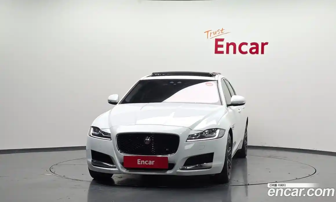 Jaguar XF 2017 3.0 гидро в Москве № 758390, фото 3