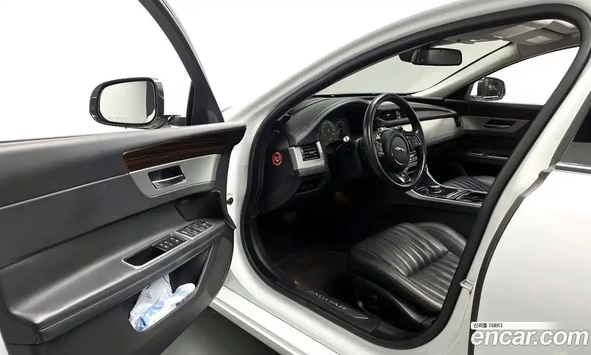 Jaguar XF 2017 3.0 гидро в Москве № 758390, фото 10