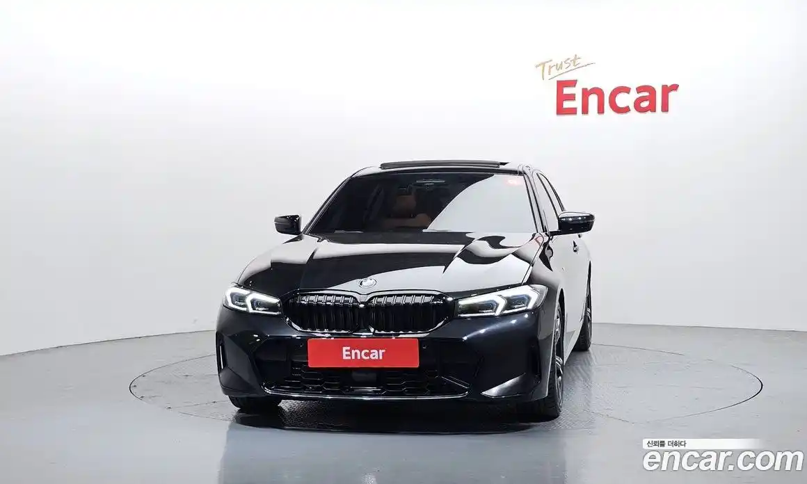 BMW 3-Series 2023 2.0 гидро, фото 3