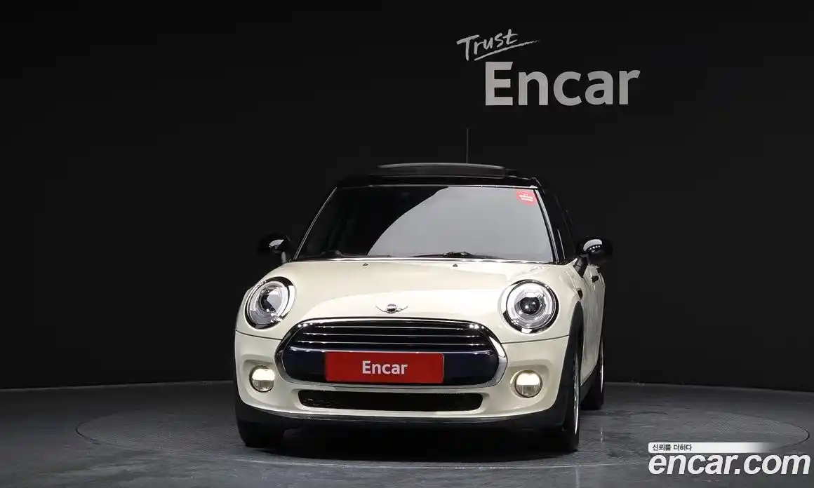 Mini Cooper 2015 1.5 гидро в Москве № 802454, фото 3