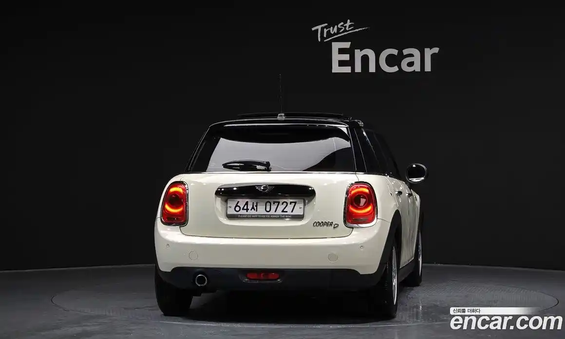 Mini Cooper 2015 1.5 гидро в Москве № 802454, фото 4