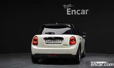 Mini Cooper 2015 1.5 гидро в Москве № 802454, миниатюра 4