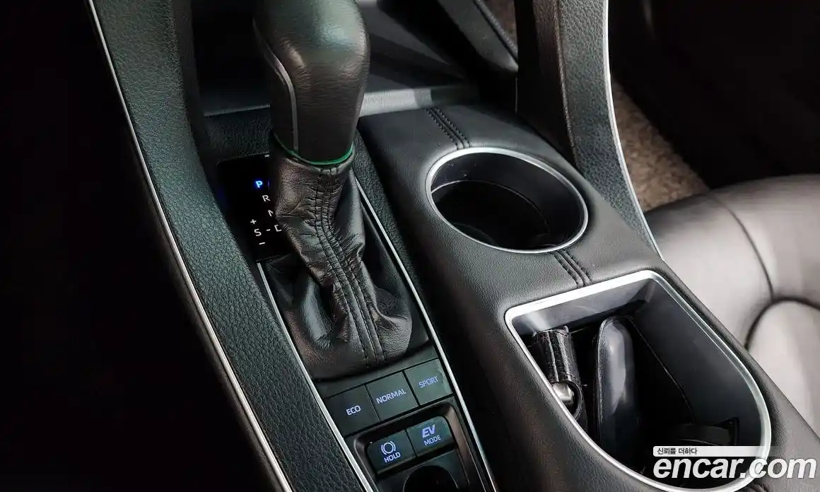 Toyota Avalon 2018 2.5 гидро в Москве № 803207, фото 9