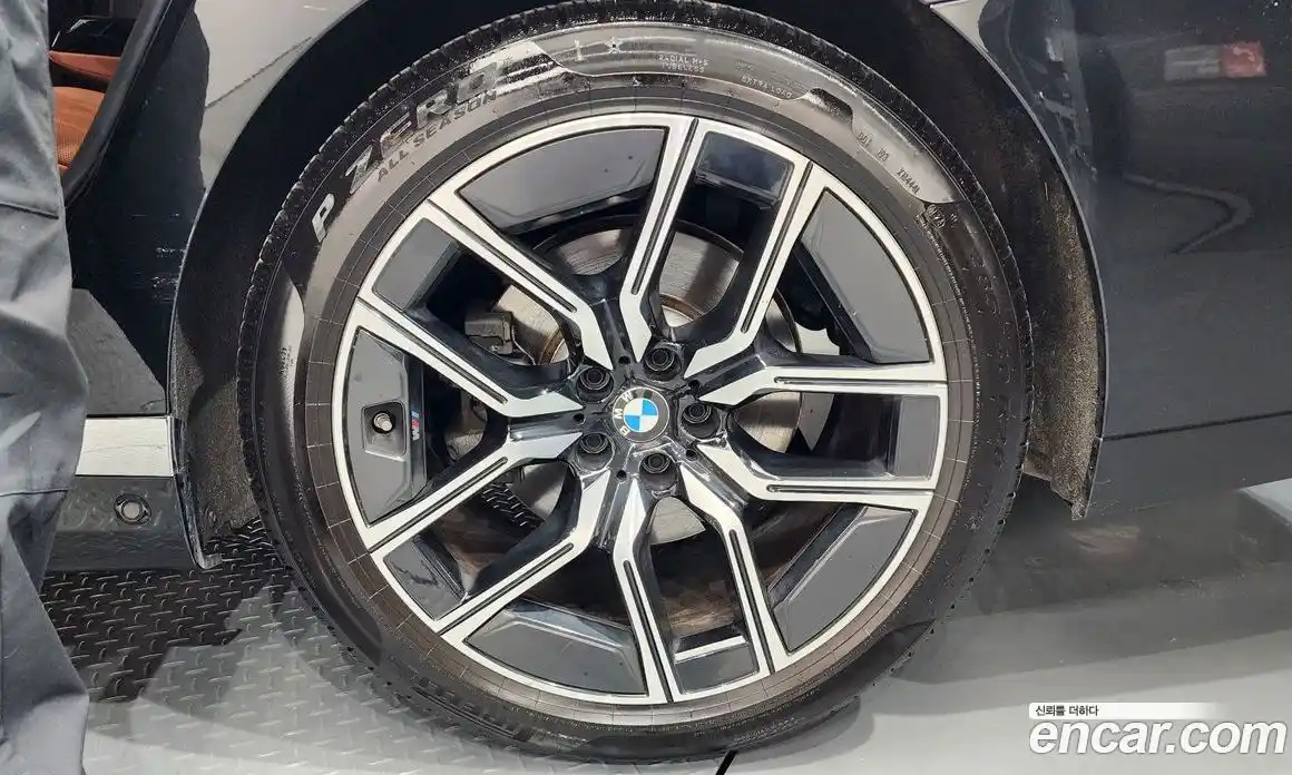 BMW 7-Series 2023 3.0 гидро в Москве, фото 5