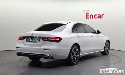 Mercedes-Benz E-Class 2021 2.0 гидро, миниатюра 2