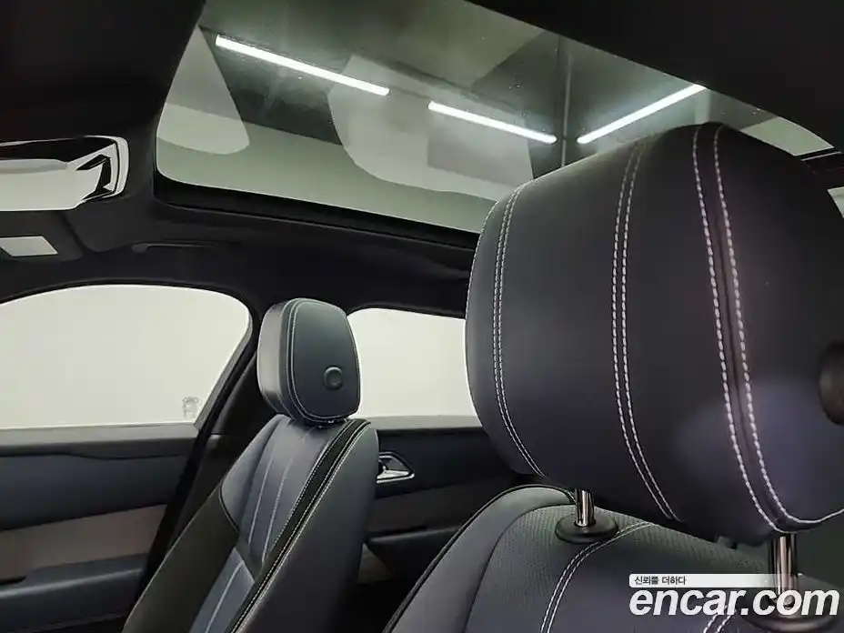 Land Rover Range-Rover Velar 2018 3.0 гидро в Москве № 824917, фото 14
