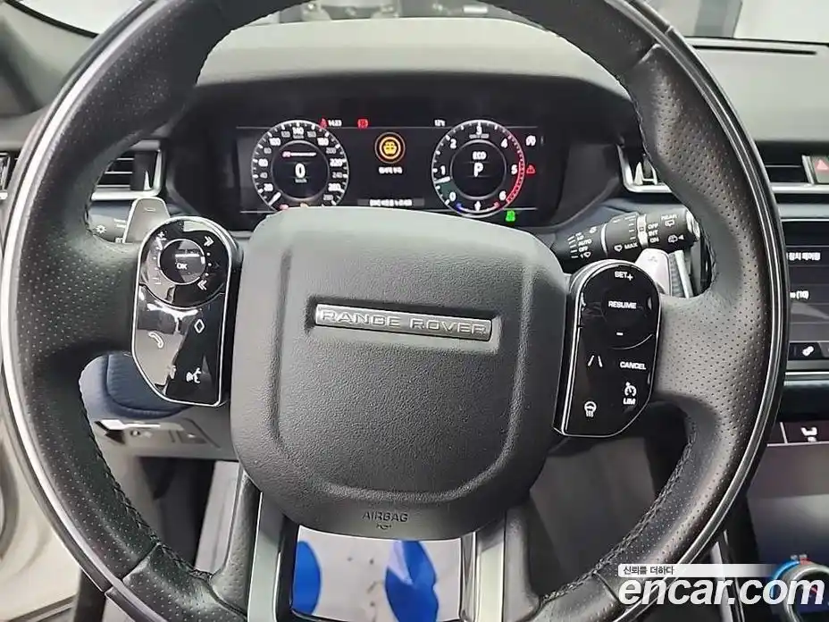 Land Rover Range-Rover Velar 2018 3.0 гидро в Москве № 824917, фото 9