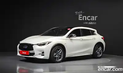 Infiniti Q30, 2017
