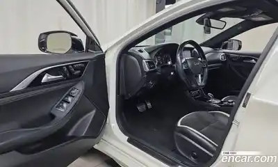 Infiniti Q30 2017 2.0 гидро в Москве № 827368, миниатюра 10