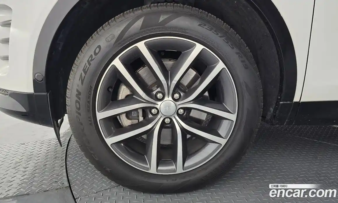 Land Rover Discovery Sport 2024 2.0 гидро в Москве № 860428, фото 4