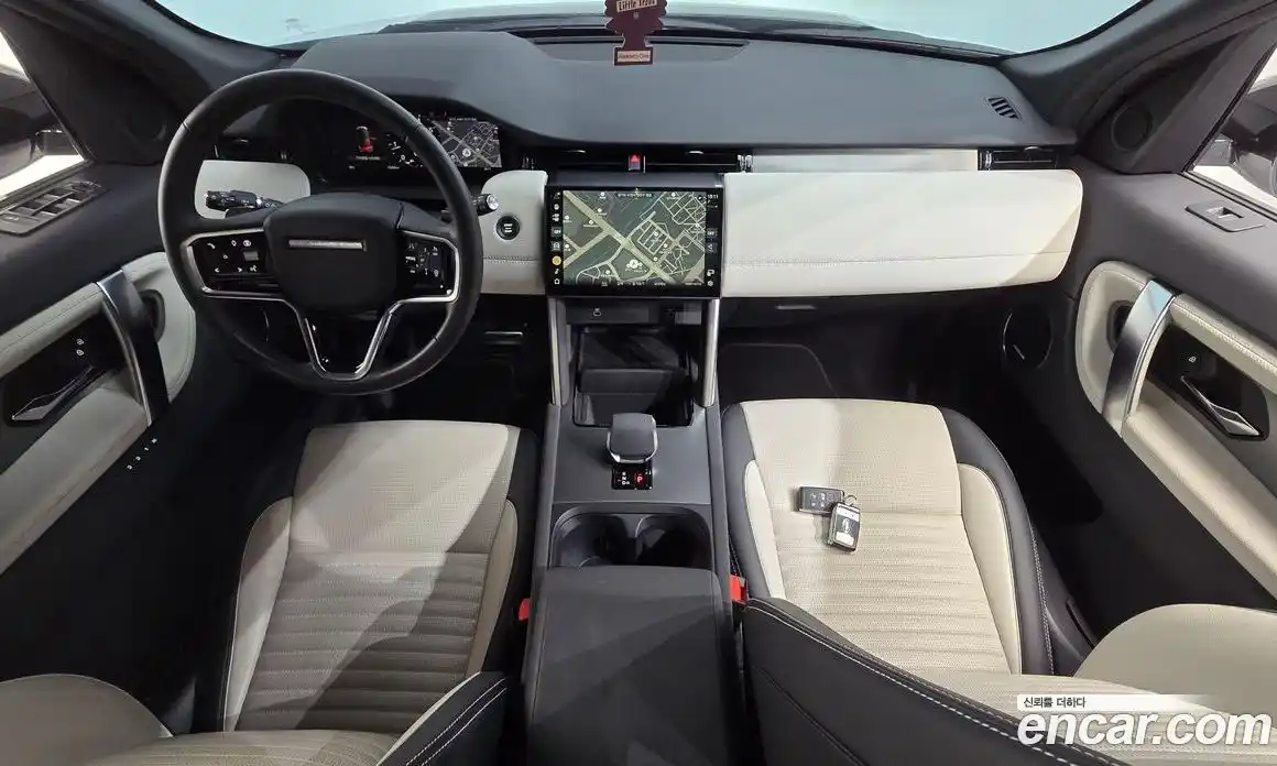 Land Rover Discovery Sport 2024 2.0 гидро в Москве № 860428, фото 6