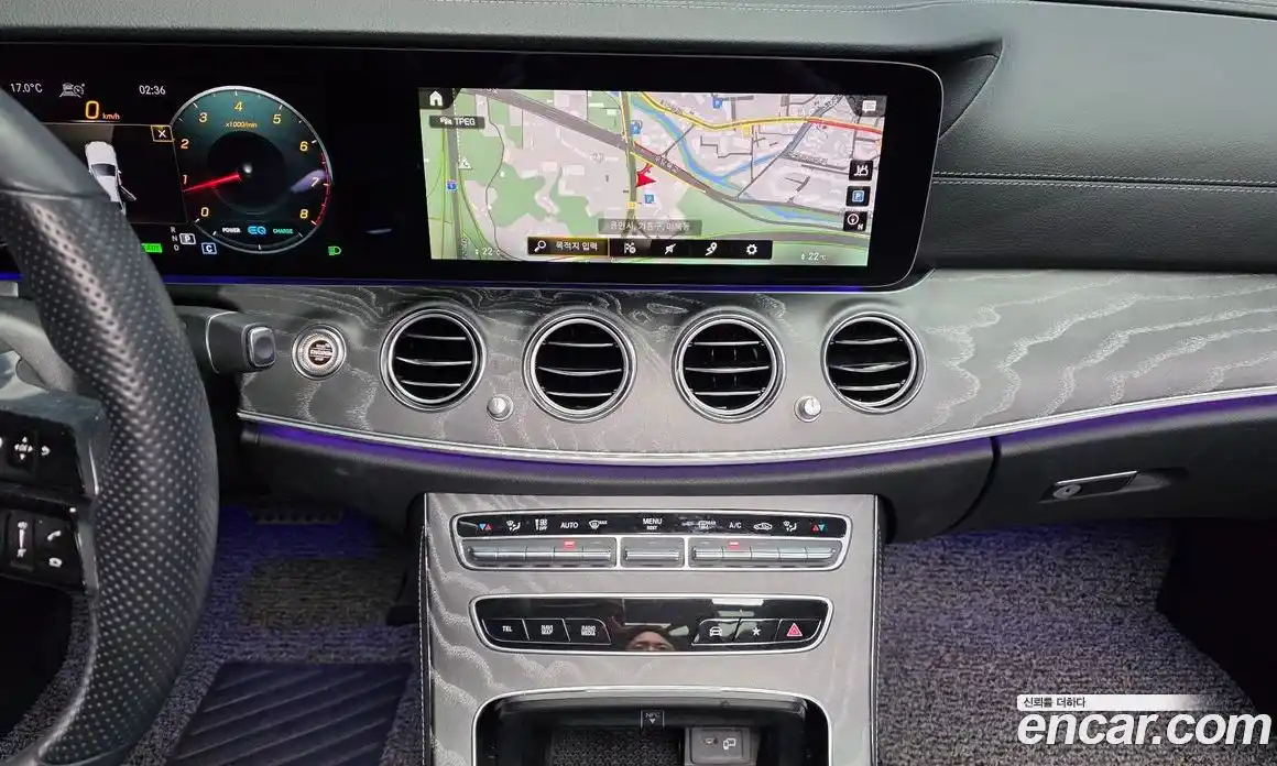 Mercedes-Benz E-Class 2022 2.0 гидро, фото 15