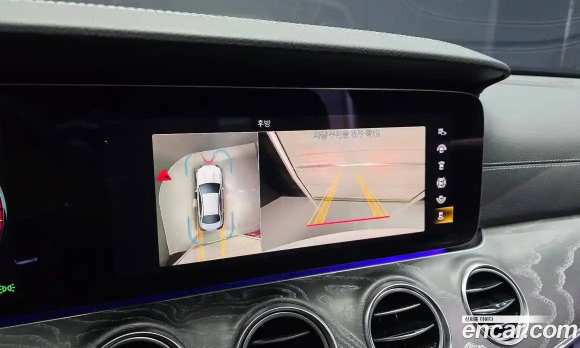 Mercedes-Benz E-Class 2022 2.0 гидро, фото 16