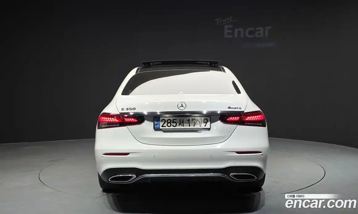 Mercedes-Benz E-Class 2022 2.0 гидро, фото 4