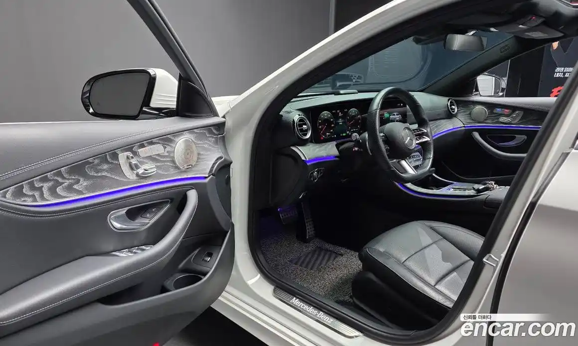 Mercedes-Benz E-Class 2022 2.0 гидро, фото 10