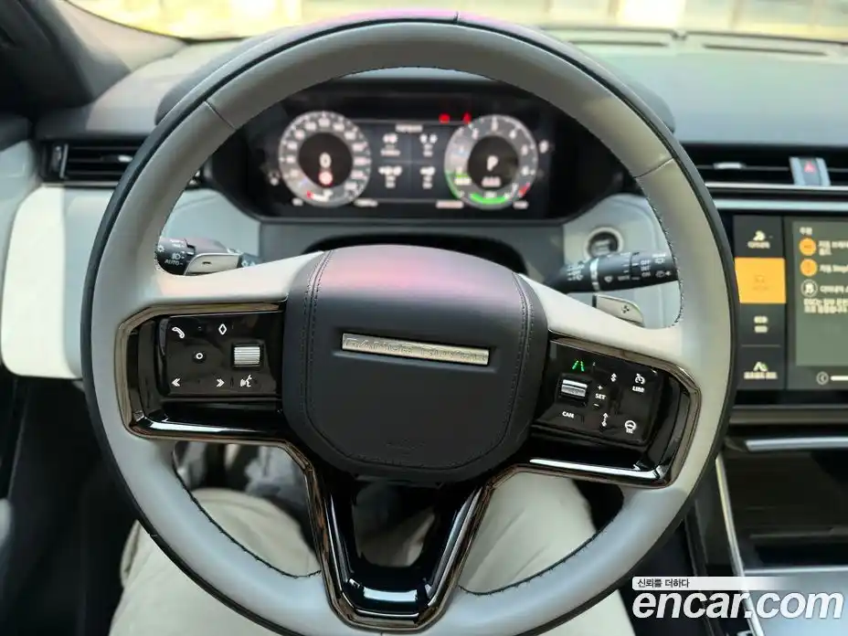 Land Rover Range-Rover Velar 2024 2.0 гидро в Москве № 895146, фото 12