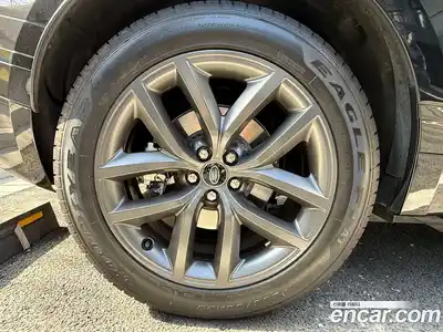 Land Rover Range-Rover Velar 2024 2.0 гидро в Москве № 895146, миниатюра 5