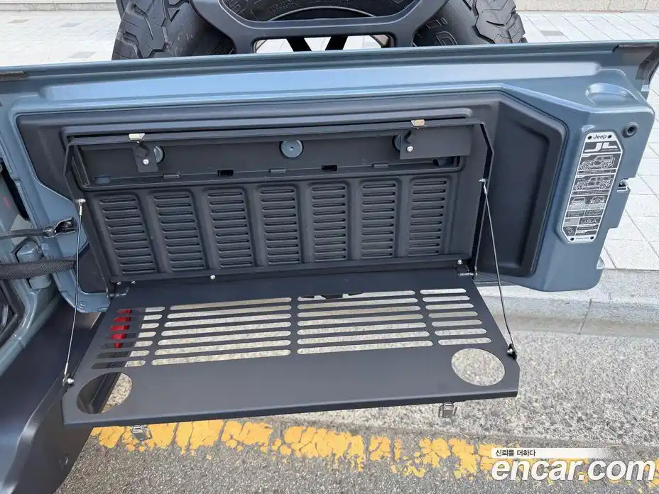Jeep Wrangler 2025 2.0 гидро в Москве № 896416, фото 16