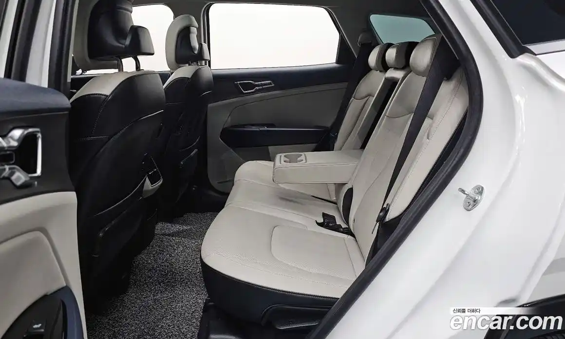 Kia Sportage 2023 1.6 Автомат в Москве № 929151, фото 12