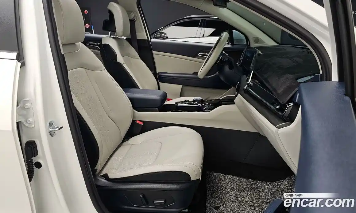 Kia Sportage 2023 1.6 Автомат в Москве № 929151, фото 10