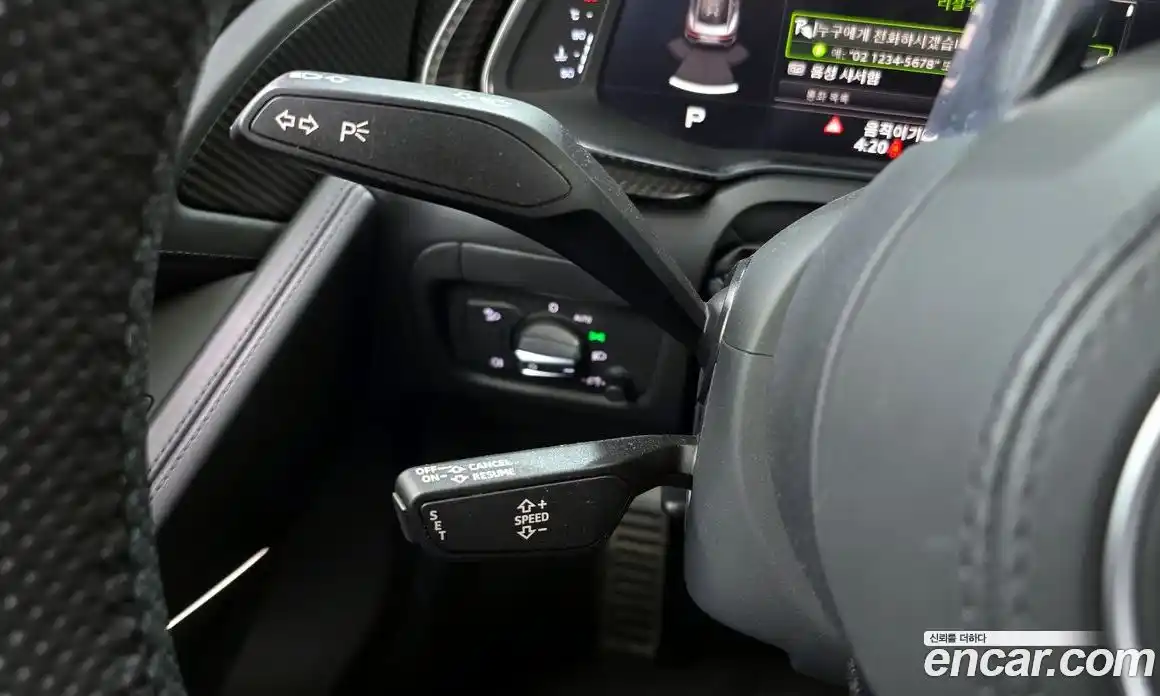 Audi R8 2017 5.2 гидро в Москве, фото 16