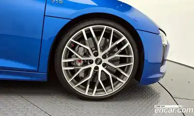 Audi R8 2017 5.2 гидро в Москве, миниатюра 5