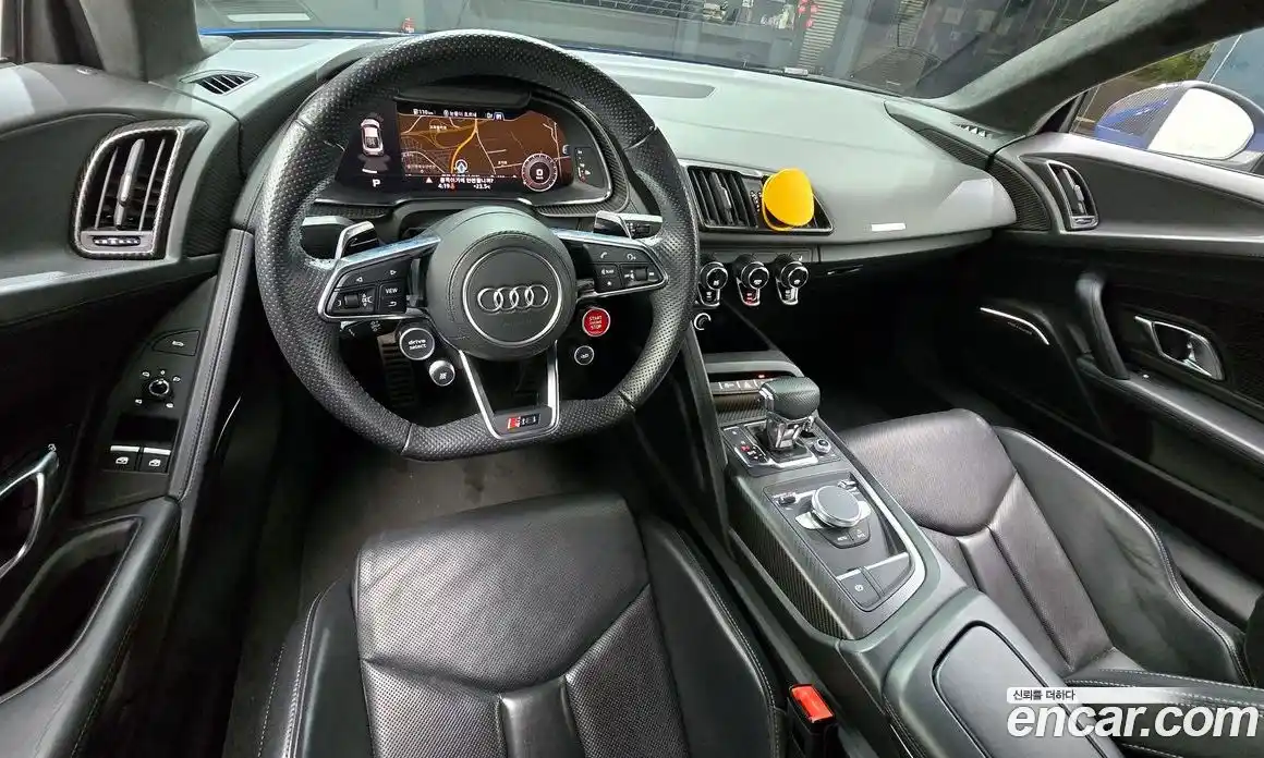 Audi R8 2017 5.2 гидро в Москве, фото 7