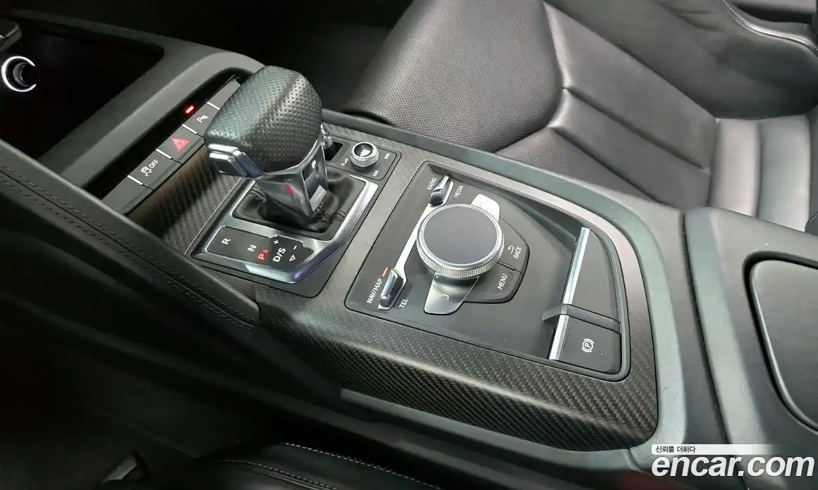 Audi R8 2017 5.2 гидро в Москве, фото 9