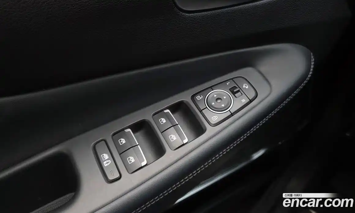 Hyundai Santa Fe 2021 1.6 Автомат в Москве № 971778, фото 17