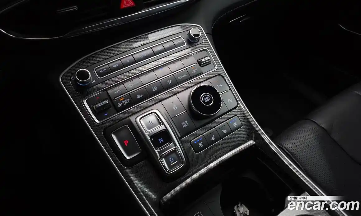 Hyundai Santa Fe 2021 1.6 Автомат в Москве № 971778, фото 9