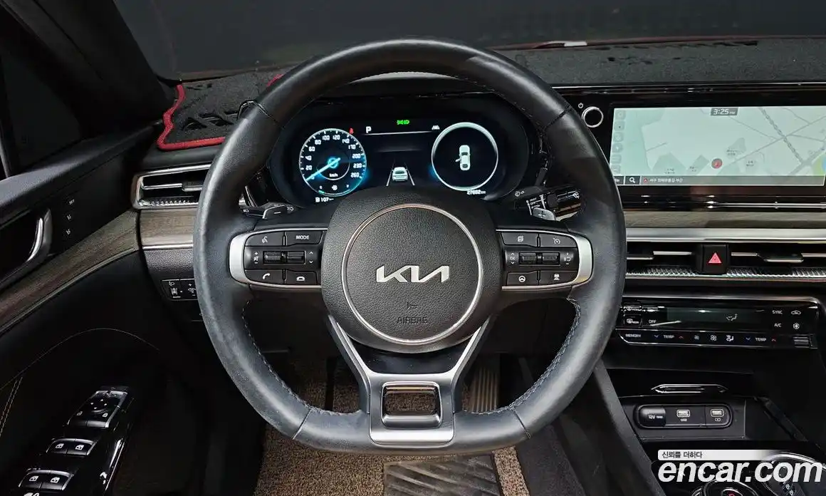 Kia K5 2023 1.6 Автомат в Москве № 972551, фото 14