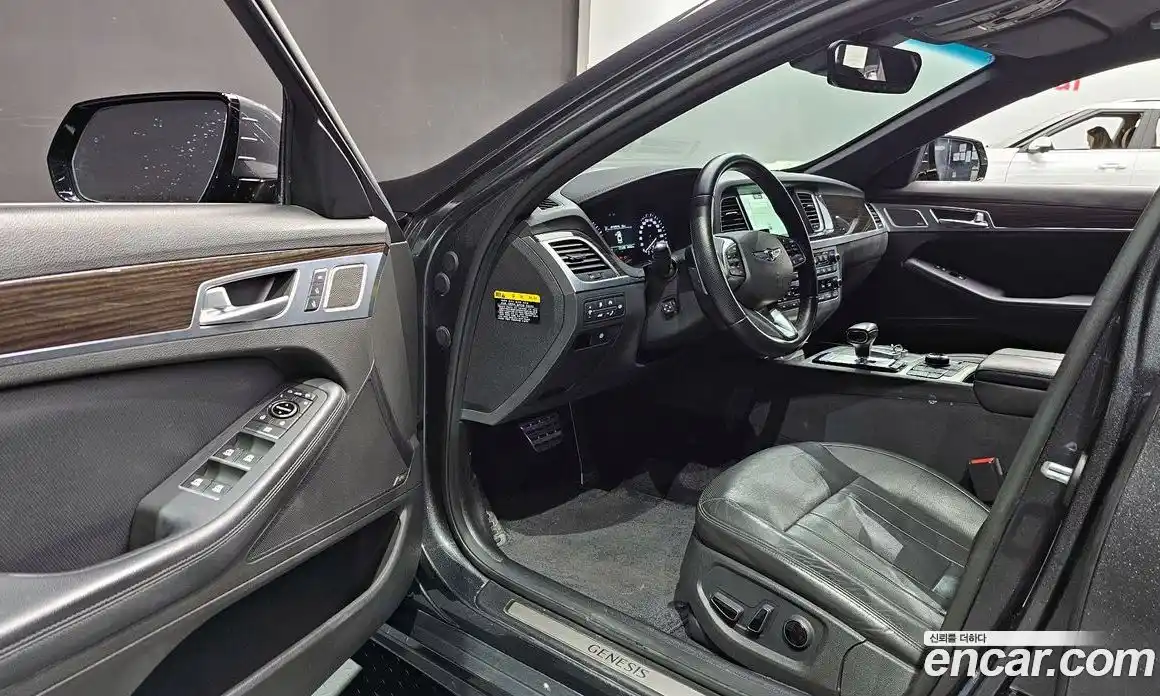 Genesis G80 2017 3.3 Автомат в Москве № 973253, фото 11