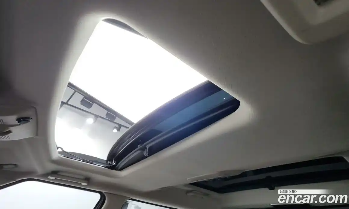 Land Rover Discovery 2016 3.0 гидро в Москве № 975706, фото 18