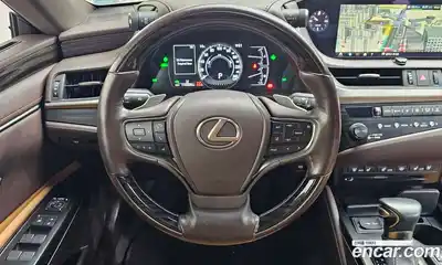 Lexus ES 2018 2.5 гидро в Москве № 975883, миниатюра 12