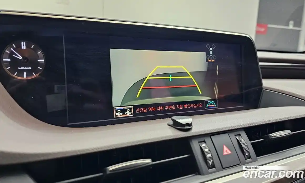 Lexus ES 2018 2.5 гидро в Москве № 975883, фото 14