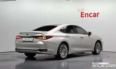 Lexus ES 2018 2.5 гидро в Москве № 975883, миниатюра 2