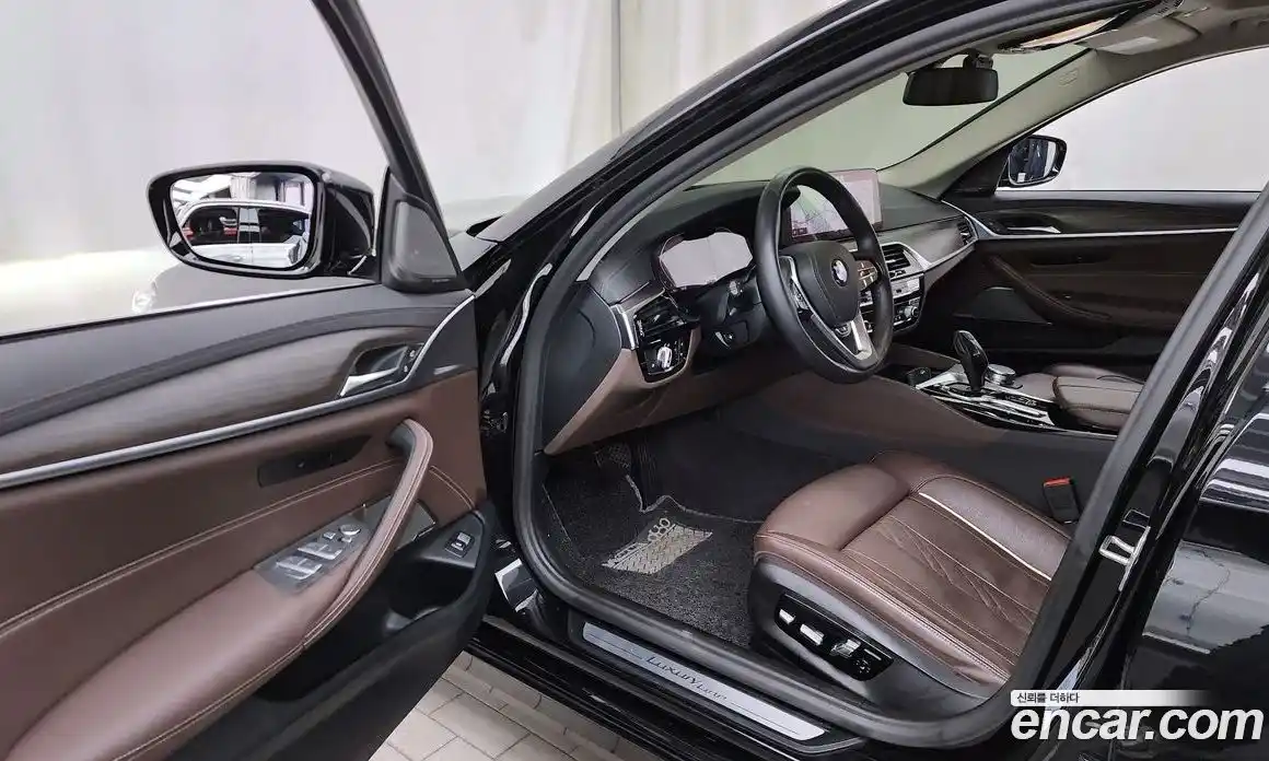 BMW 5-Series 2020 2.0 гидро в Москве, фото 9