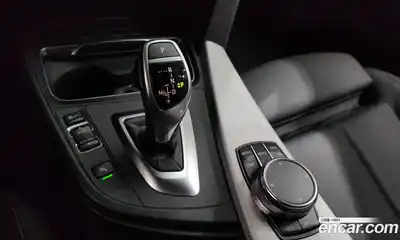 BMW 3-Series 2018 2.0 Автомат в Москве № 1004675, миниатюра 9