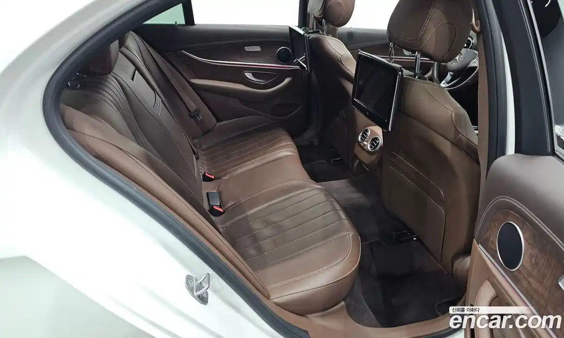 Mercedes-Benz E-Class 2016 2.0 гидро, фото 12