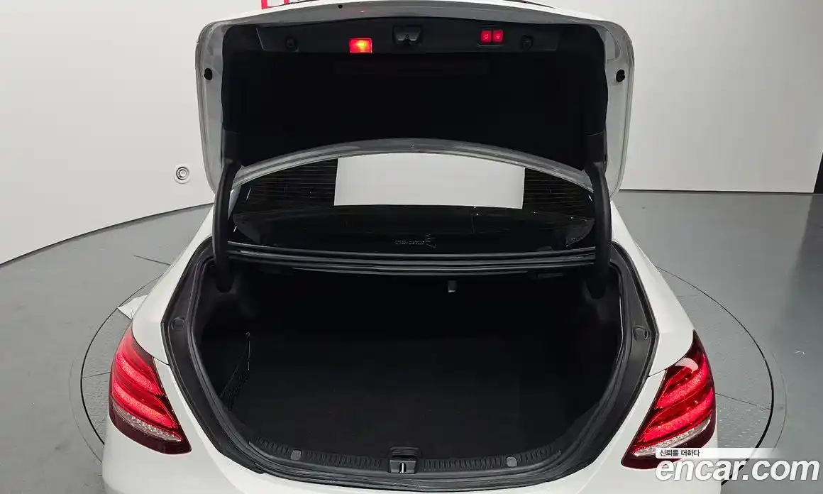 Mercedes-Benz E-Class 2016 2.0 гидро, фото 20