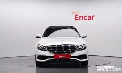 Mercedes-Benz E-Class 2016 2.0 гидро, миниатюра 3