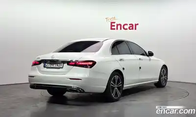 Mercedes-Benz E-Class 2020 2.0 гидро, миниатюра 2