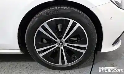 Mercedes-Benz E-Class 2020 2.0 гидро, миниатюра 5